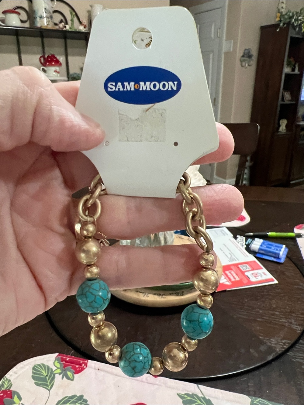 New Gold Tone Bracelet with Turquoise Beads